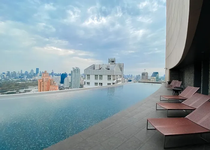 Near Bts L View L Sky Lounge And Pool Bangkok
